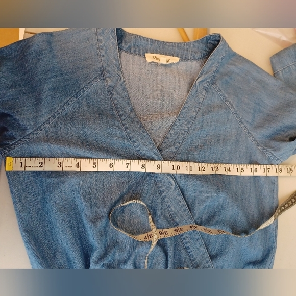 Madewell Denim Bell-Sleeve Wrap Top - Picture 14 of 16